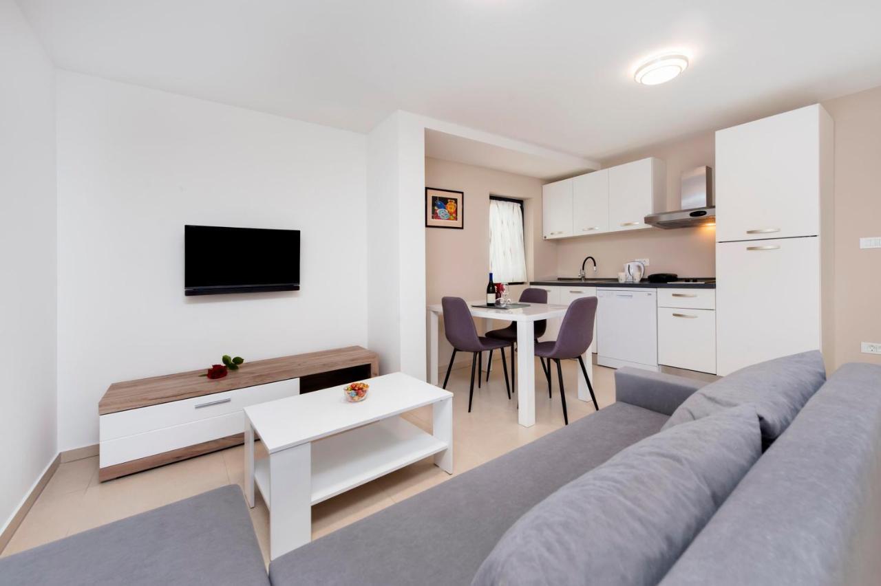 Apartments Katarina Rovinj Exterior foto