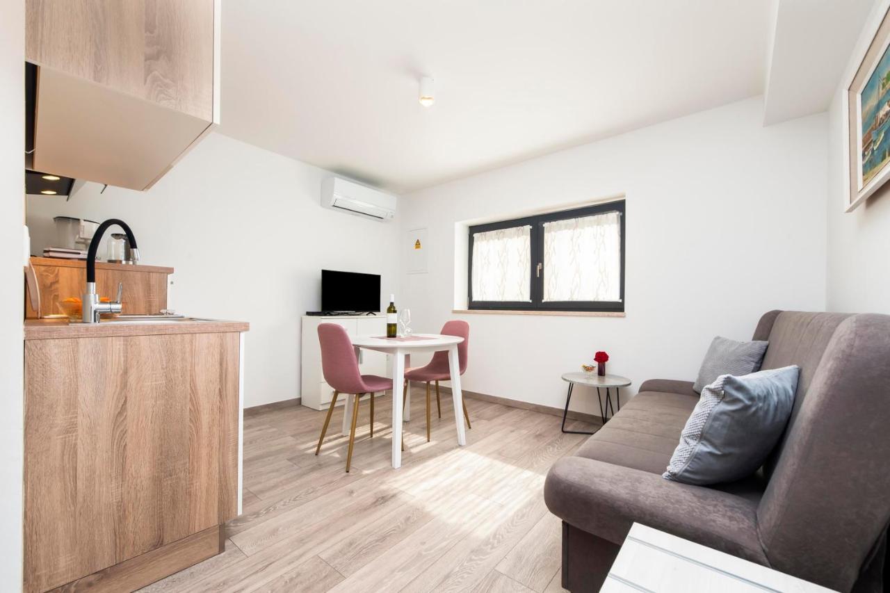 Apartments Katarina Rovinj Exterior foto